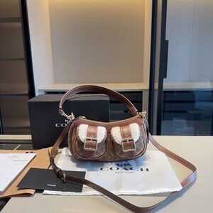 COACH Ashton Baguette Bag In Signature Canvas Tan/Natural CY658 Outlet NEW